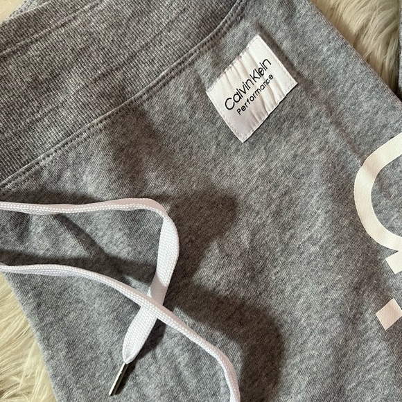 ✰ calvin klein sweatpants ✰ - Picture 3 of 4